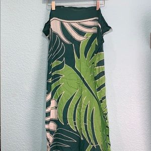 Unique handmade tapestry/swim rap from Tahiti